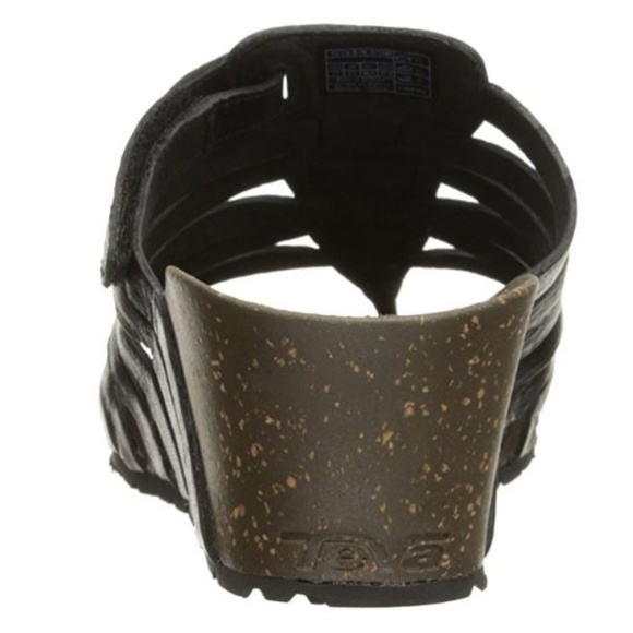 Teva Women's Cabrillo 3 Wedge Thong Sandal - Picture 2 of 8